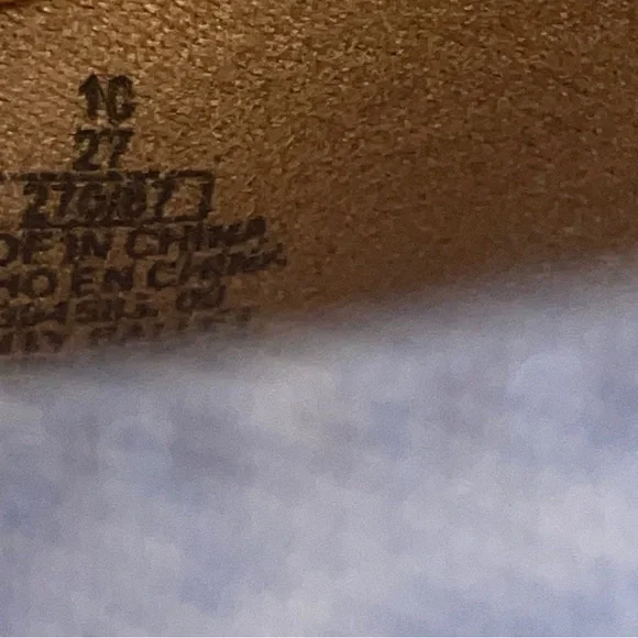 Old Navy Chambray Pointed-Toe Flats – Size 10 - Picture 7 of 7